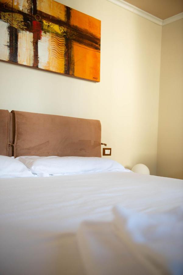 Modern, Bright Near Boboli Gardens & Santo Spirito - Homeunity Florencia Exterior foto