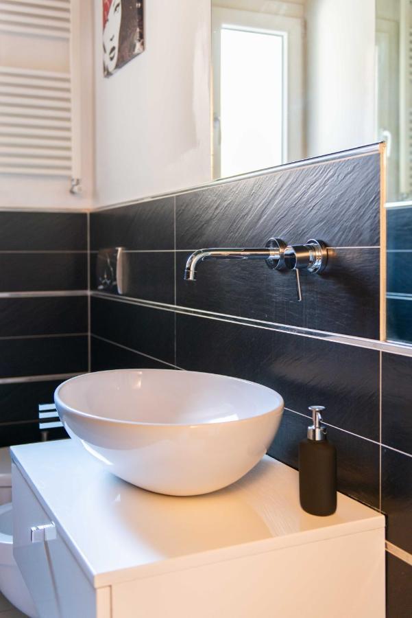 Modern, Bright Near Boboli Gardens & Santo Spirito - Homeunity Florencia Exterior foto