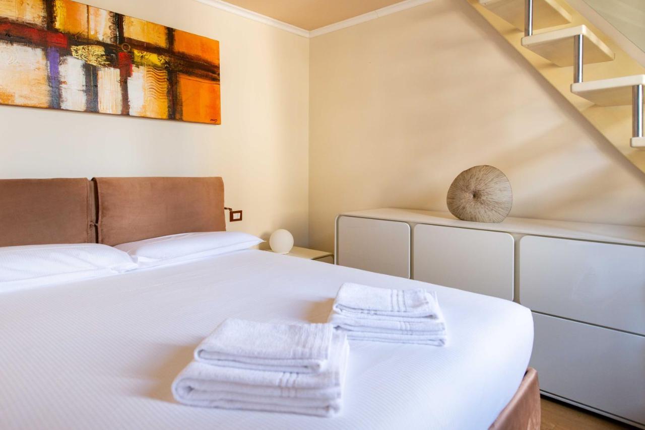 Modern, Bright Near Boboli Gardens & Santo Spirito - Homeunity Florencia Exterior foto